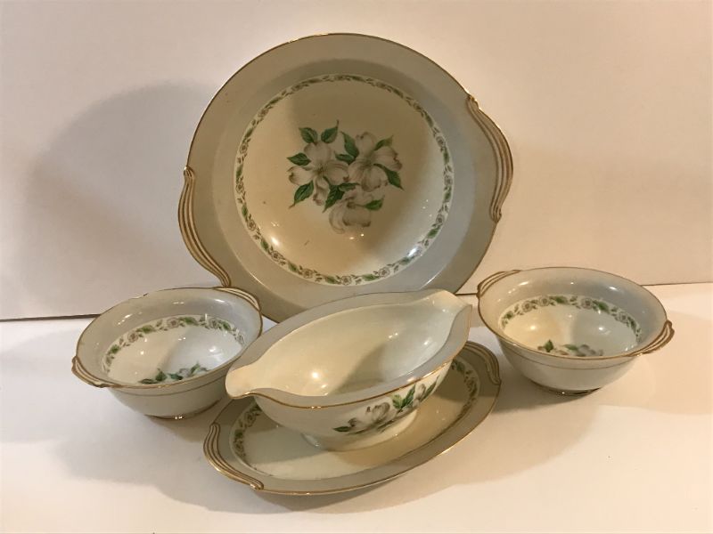 Photo 1 of NORITAKE CHINA EDGEMONT SERVING DISHES