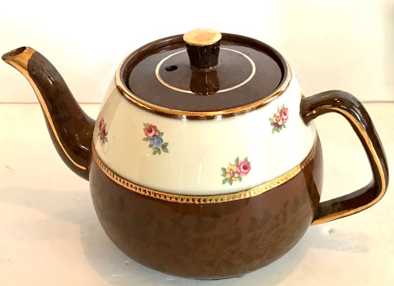 Photo 2 of BROWN LUSTRE TEAPOTS MADE IN OCCUPIED JAPAN