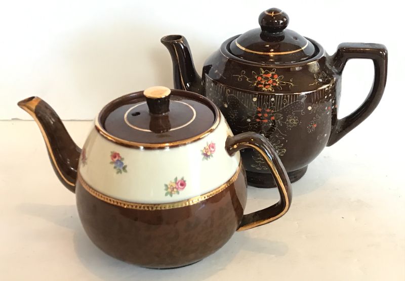 Photo 1 of BROWN LUSTRE TEAPOTS MADE IN OCCUPIED JAPAN