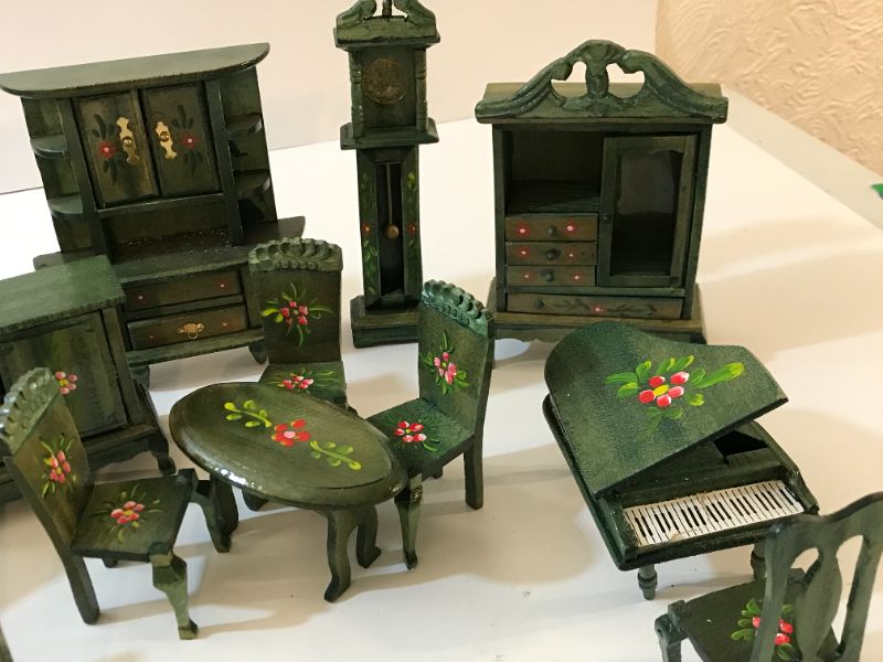 Photo 5 of VINTAGE DOLLHOUSE FURNITURE GREEN ACCENTED HAND PAINTED