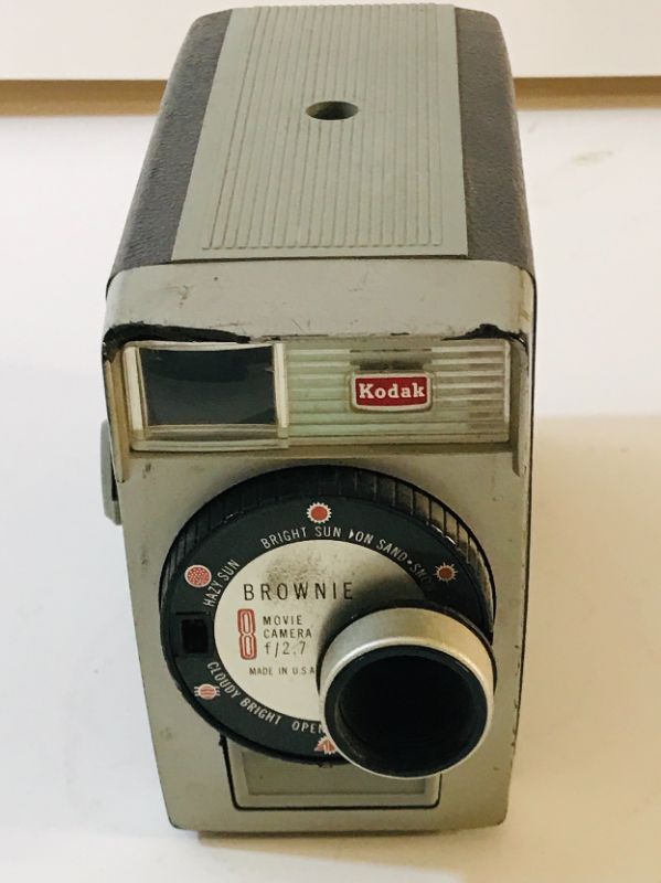 Photo 1 of VINTAGE CAMERAS 
BROWNIE, DURAFLEX, KODAK