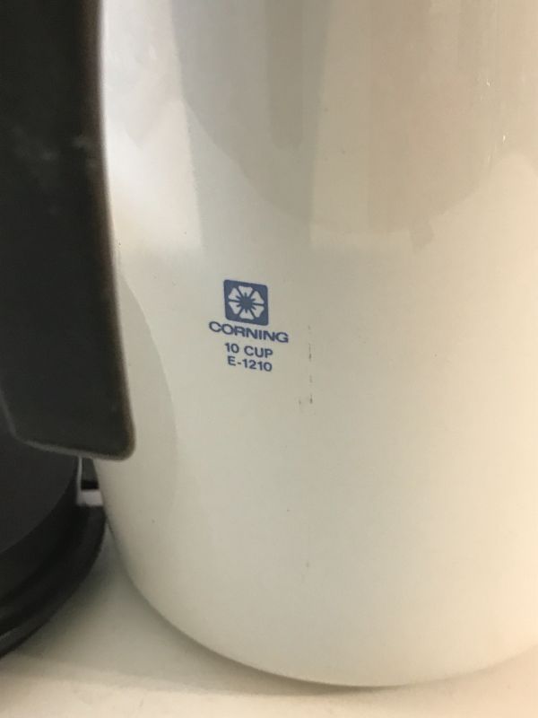 Photo 4 of CORNINGWARE ELECTRIC PERCOLATOR/COFFEE POT 10 CUP