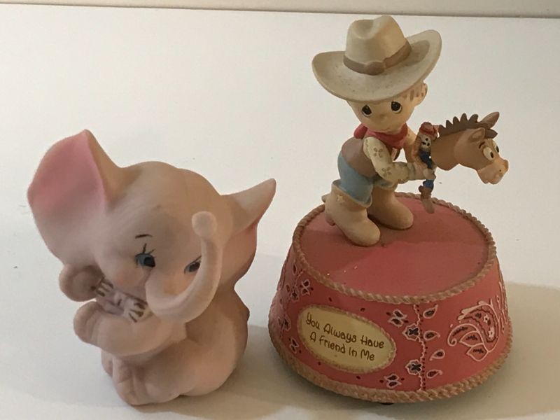 Photo 2 of COLLECTABLE PRECIOUS MOMENTS VINTAGE FIGURINES 