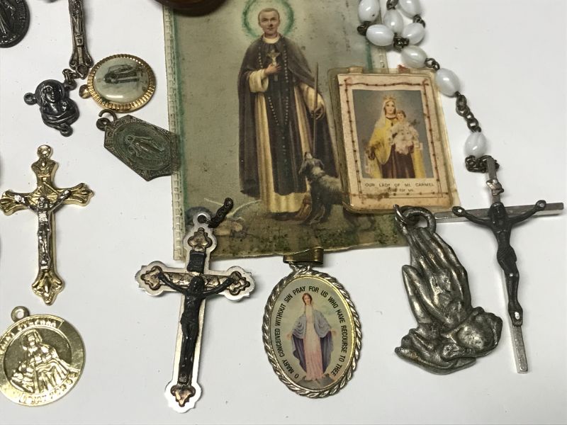 Photo 4 of VINTAGE RELIGIOUS METALS, CRUCFIX PENDENTS AND MORE