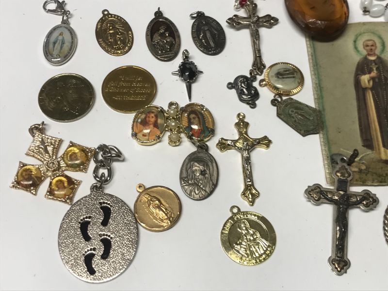 Photo 2 of VINTAGE RELIGIOUS METALS, CRUCFIX PENDENTS AND MORE