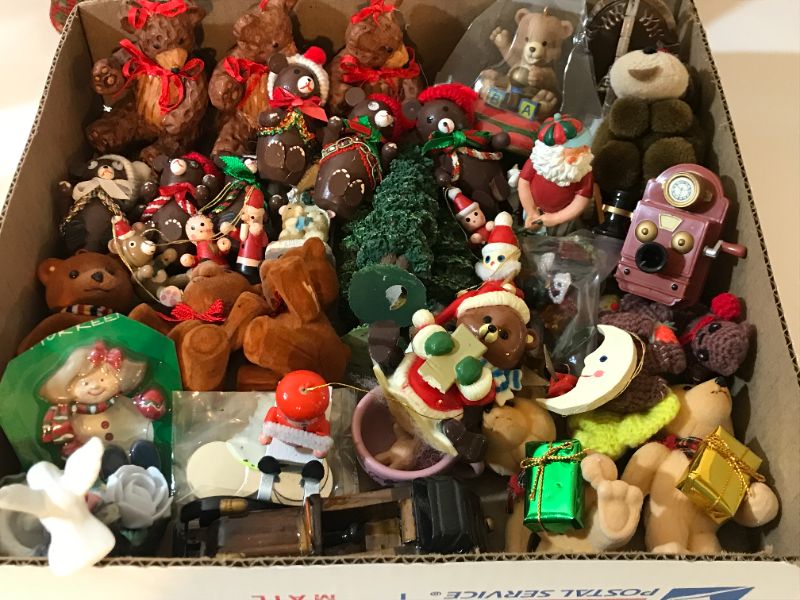 Photo 3 of SANTA COLLECTABLES AND MORE