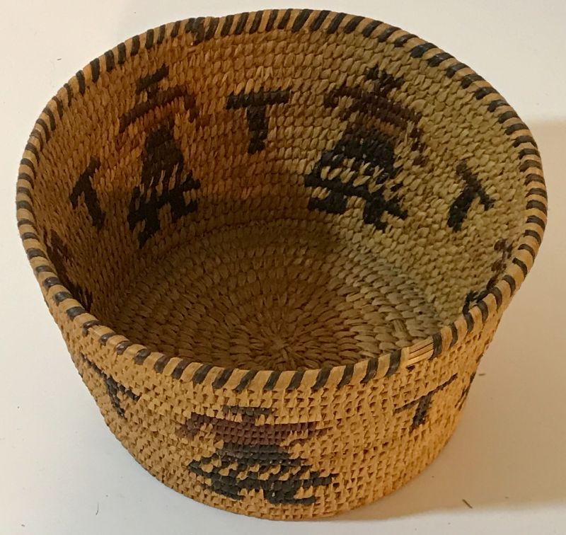 Photo 2 of 1910-1920 PAPAGO PICTORIAL INDIAN BASKET 6X4