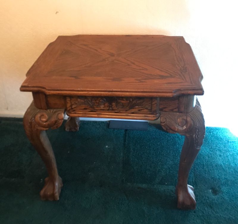 Photo 2 of VINTAGE TIGER-WOOD /OAK SIDE TABLE ORNATE WITH CLAWED FEET. 27.5”x 21”x 24”