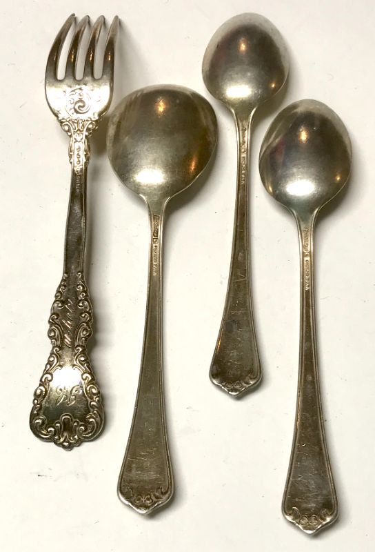 Photo 2 of EAST EASTERLING STERLING FLATWARE 
TW - 133g