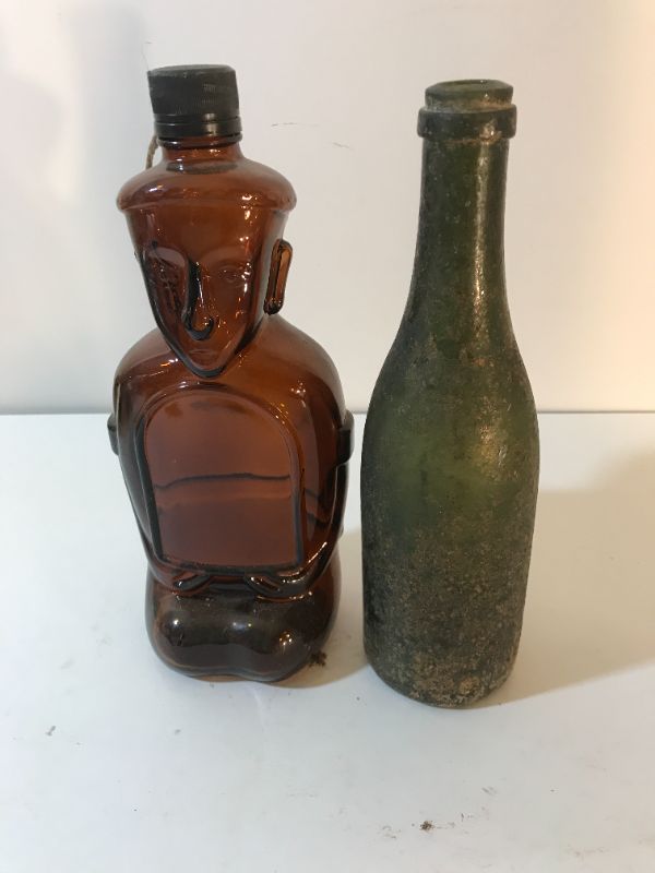 Photo 2 of VINTAGE 1948 LIQUOR BOTTLES /CHAMBORD LIQUEUR PRODUCT OF FRANCE AND MORE