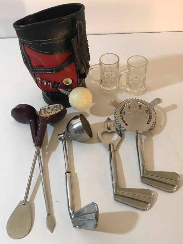 Photo 2 of GOLFERS DELIGHT VINTAGE DECANTER, GOLF BARWARE & MORE