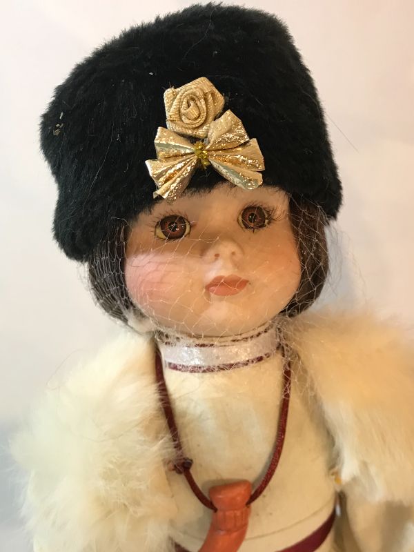 Photo 3 of HEIRLOOM PORCELAIN DOLL COLLECTION 16” WITH COA