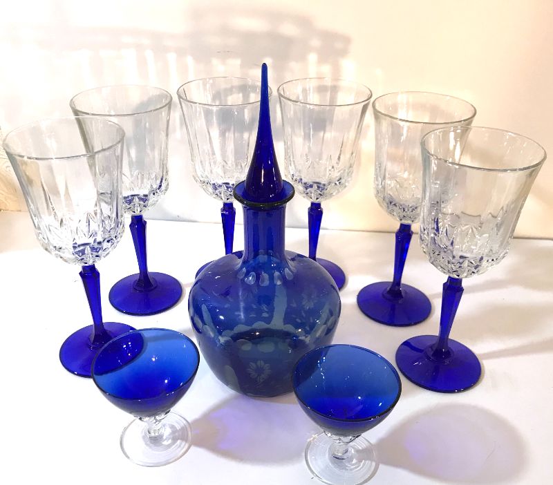 Photo 3 of GORGEOUS COBALT BLUE TULUP BOWL WINE GLASSES & DECANTER


