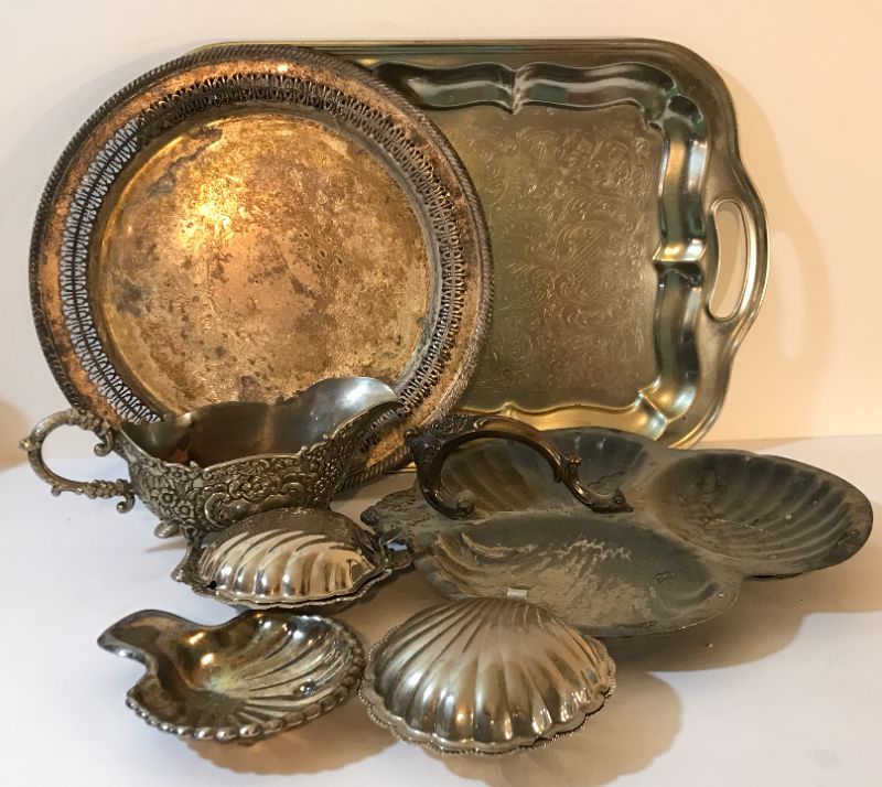 Photo 1 of VINTAGE & ANTIQUE SILVER PLATE SERVEWARE 