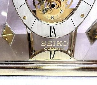 Photo 3 of SEIKO PYRAMID SKELETON DESK/MANTLE CLOCK QUARTZ MOVEMENTS BRASS ACCENTS


