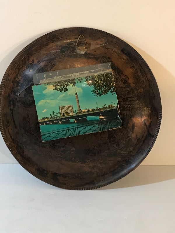 Photo 3 of VINTAGE FROM EGYPT ETCHED COPPER EGYPTIAN SPINX AND PYRAMIDS WALL CHARGER PLATE