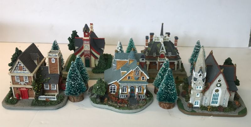 Photo 1 of SANTA’S BEST CHRISTMAS HOUSES 1995