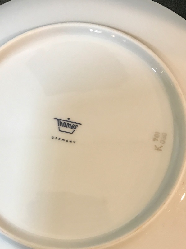 Photo 1 of VINTAGE THOMAS -GERMANY TEA POT, SUGAR BOWL & 
 12 - 6” DESSERT PLATES