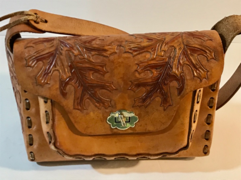 Photo 7 of VINTAGE HAND-TOOLED LEATHER PURSE