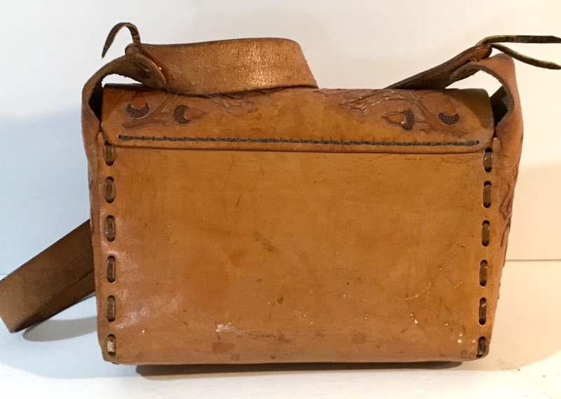 Photo 3 of VINTAGE HAND-TOOLED LEATHER PURSE