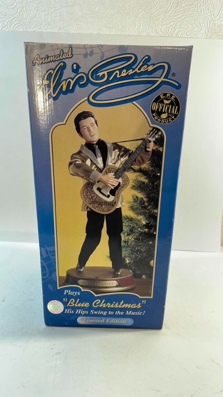 Photo 3 of ELVIS PRESLEY 18' LIMITED EDITION ANIMATED - PLAYS “BLUE CHRISTMAS “