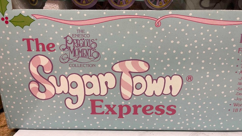 Photo 4 of PRECIOUS MOMENTS, SUGARTOWN EXPRESS HOLIDAY TRAIN SET & EXTRA 
