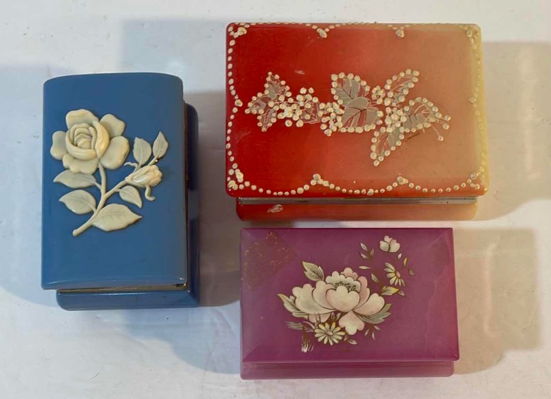Photo 3 of VINTAGE INCOLAY & ALABASTER JEWELRY/ TRINKET BOXES