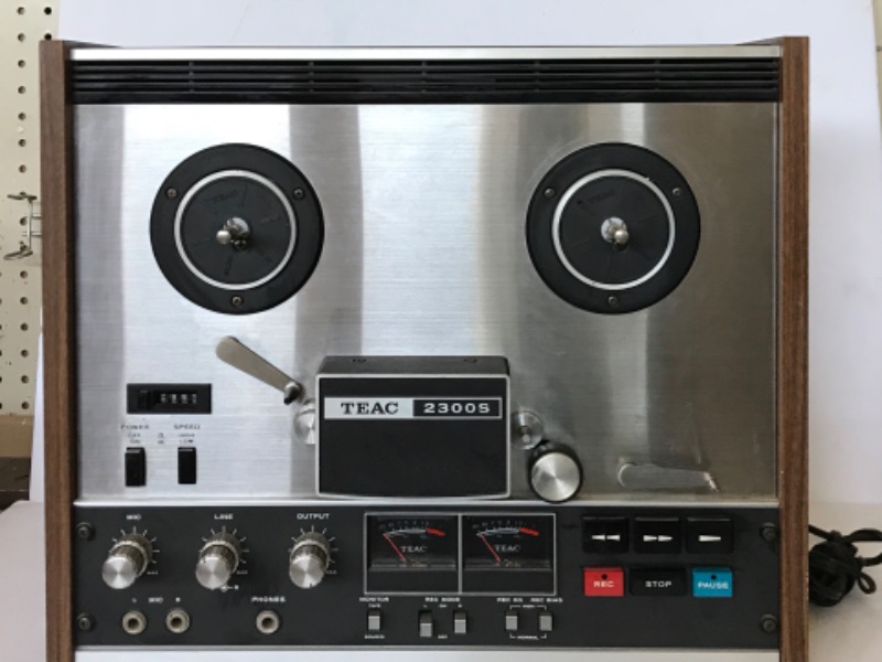 Photo 5 of TEAC 2300S REEL TO REEL - TESTED WORKING 