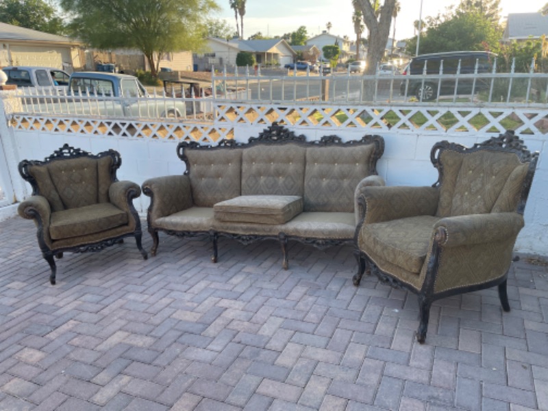 Photo 1 of VICTORIAN ORNATE CARVED SOFA NEEDS TO BE RECOVERED / REFURBISHED  AND 2 ACCENT CHAIRS TO MATCH
MISSING 2 CUSHIONS 