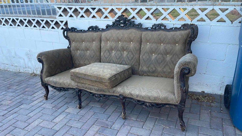 Photo 2 of VICTORIAN ORNATE CARVED SOFA NEEDS TO BE RECOVERED / REFURBISHED  AND 2 ACCENT CHAIRS TO MATCH
MISSING 2 CUSHIONS 