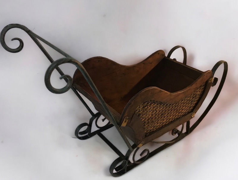 Photo 2 of ANTIQUE DOLL SLED 8”25”15