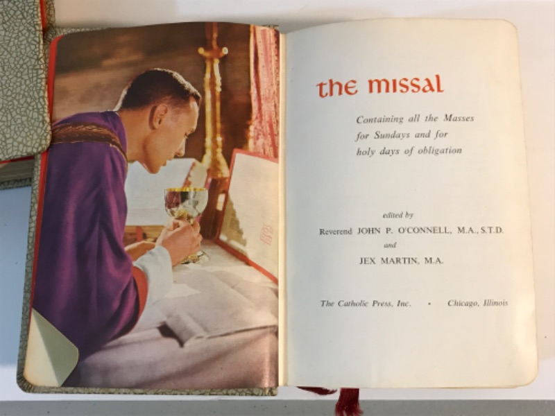 Photo 4 of RELIGIOUS ITEMS - LAST SUPER FRAMED PRINT - 21”x16” , 1950’s RELIGIOUS BOOKS