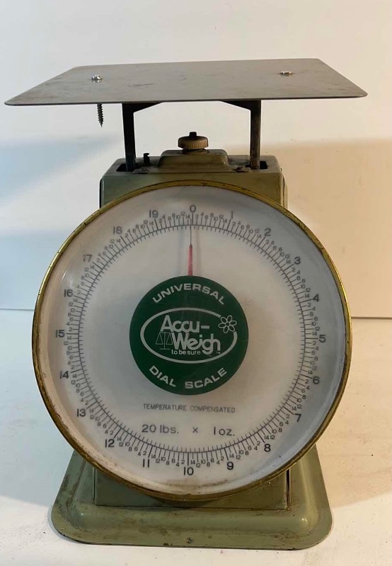 Photo 1 of UNIVERSAL ACCU-WEIGH TO BE SURE DIAL SCALE