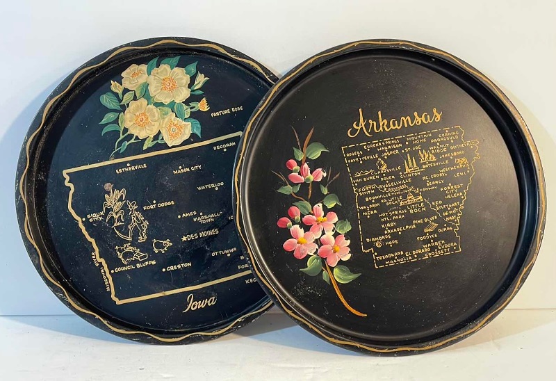 Photo 4 of 2 VINTAGE 60S TIN STATE SOUVENIR TRAYS 11" METAL - IOWA , ARKANSAS & HAND PAINTED BLACK METAL TRAY 21.5”X16”