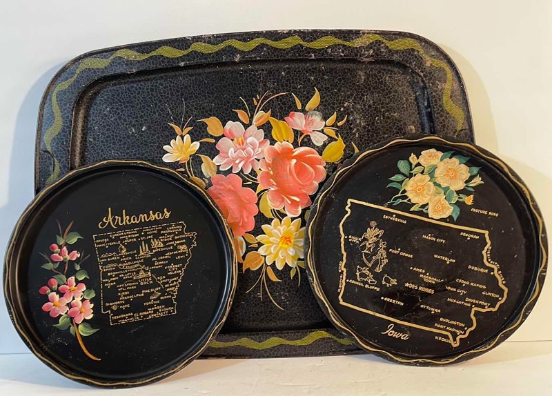 Photo 1 of 2 VINTAGE 60S TIN STATE SOUVENIR TRAYS 11" METAL - IOWA , ARKANSAS & HAND PAINTED BLACK METAL TRAY 21.5”X16”