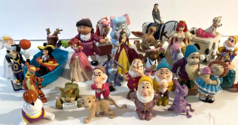 Photo 1 of DISNEY MINI FIGURINES & MORE 