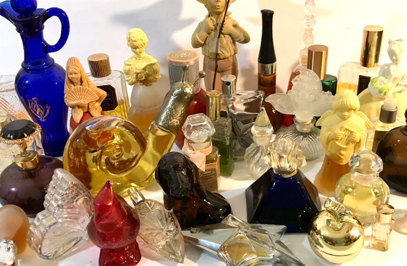 Photo 3 of VINTAGE AVON PERFUME AND COLOGNE BOTTLES AND MORE