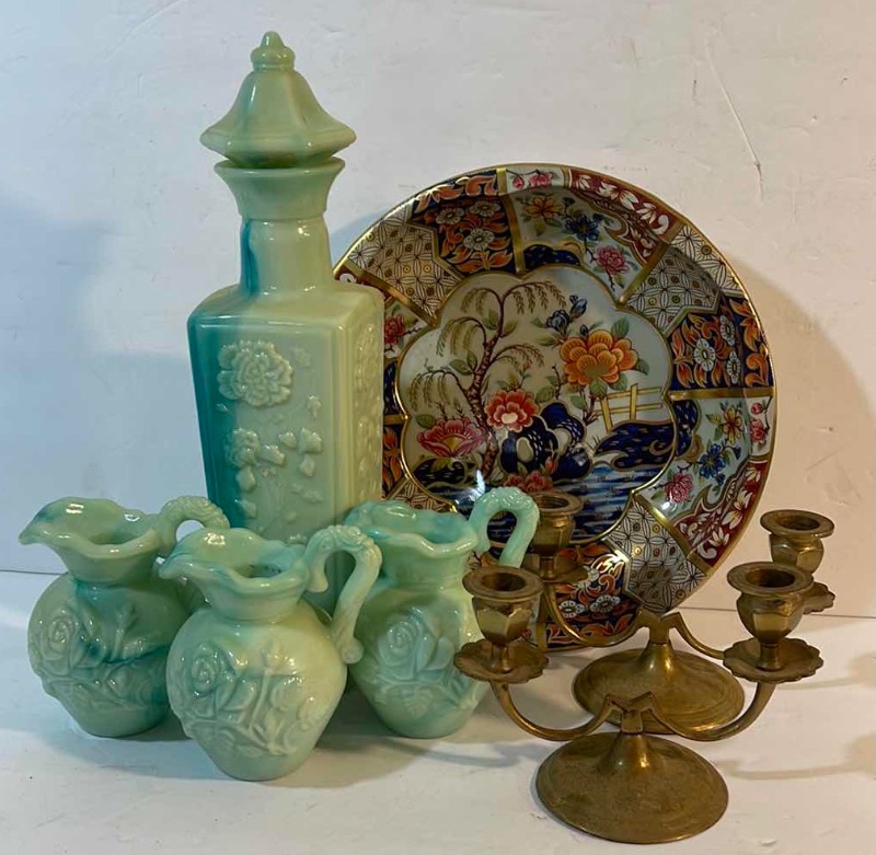 Photo 1 of 1971 DAHER DECORATED WARE METAL TRAY , 1972 VINTAGE JIM BEAM JADE MINT MILK GLASS DECANTER FLORAL PAGODA BOTTLE 13” & MORE 