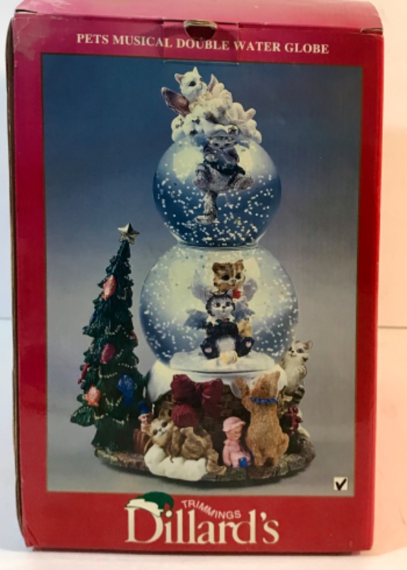 Photo 1 of DILLARDS TRIMMINGS CHRISTMAS - PETS DOUBLE WATER GLOBE -NOS