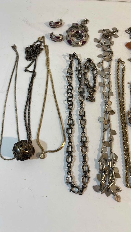 Photo 2 of ASSORTED CHAINS & JEWELRY SOME VINTAGE