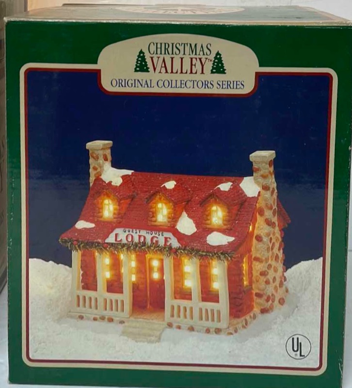 Photo 3 of CHRISTMAS VALLEY ORIGINAL COLLECTORS SERIES 