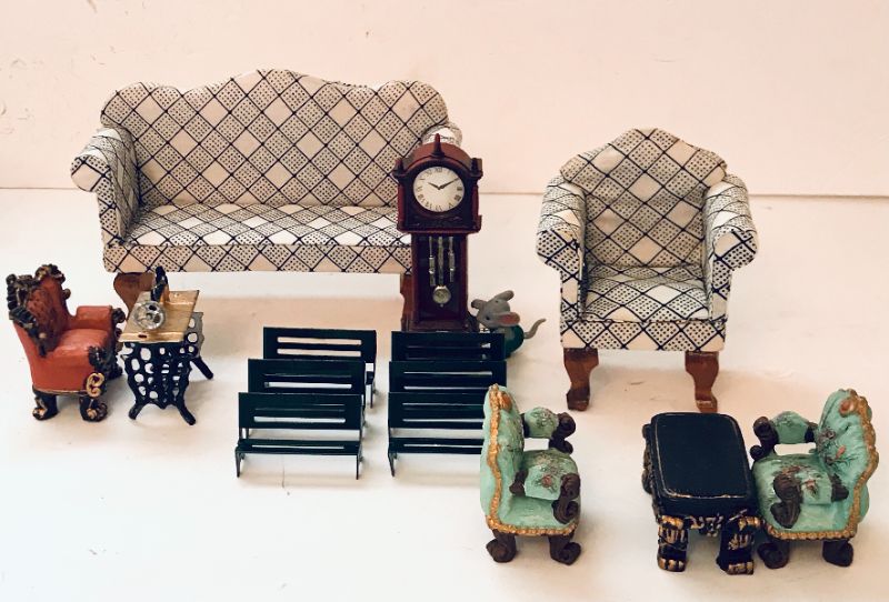 Photo 2 of VINTAGE DOLLHOUSE FURNITURE & MORE