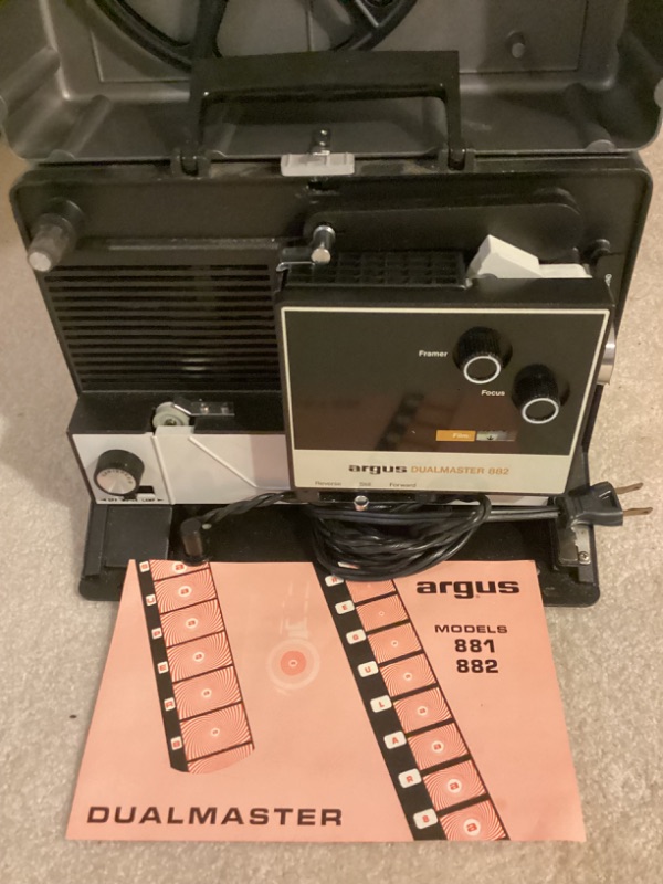 Photo 4 of ARGUS DUALMASTER SUPER 8 MOVIE PROJECTOR & SCREEN