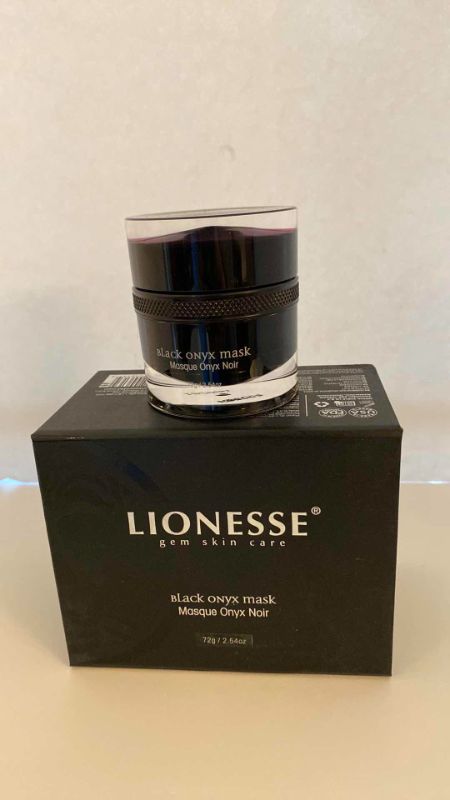 Photo 3 of LIONESSE BLACK ONYX MASK $1300
When applied to skin, this unique formula has an instant warming effect to help purge dirt, oils and other skin damaging pollutants. 