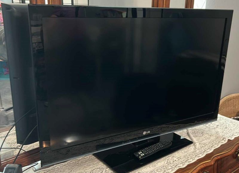 Photo 1 of 42” LG TV WITH REMOTE