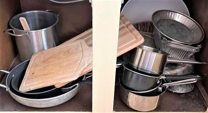 Photo 1 of CONTENTS OF CUPBOARD, POTS AND PANS, PLASTIC STORAGE CONTAINERS