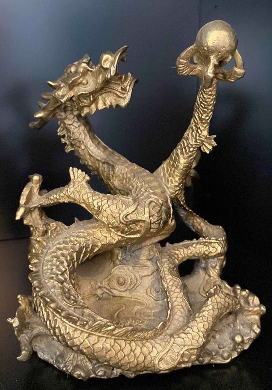 Photo 1 of VINTAGE CHINESE FENGSHUI BRASS DRAGON STATUE GOLDEN WEALTH FIGURINE 5” x 6 1/2”