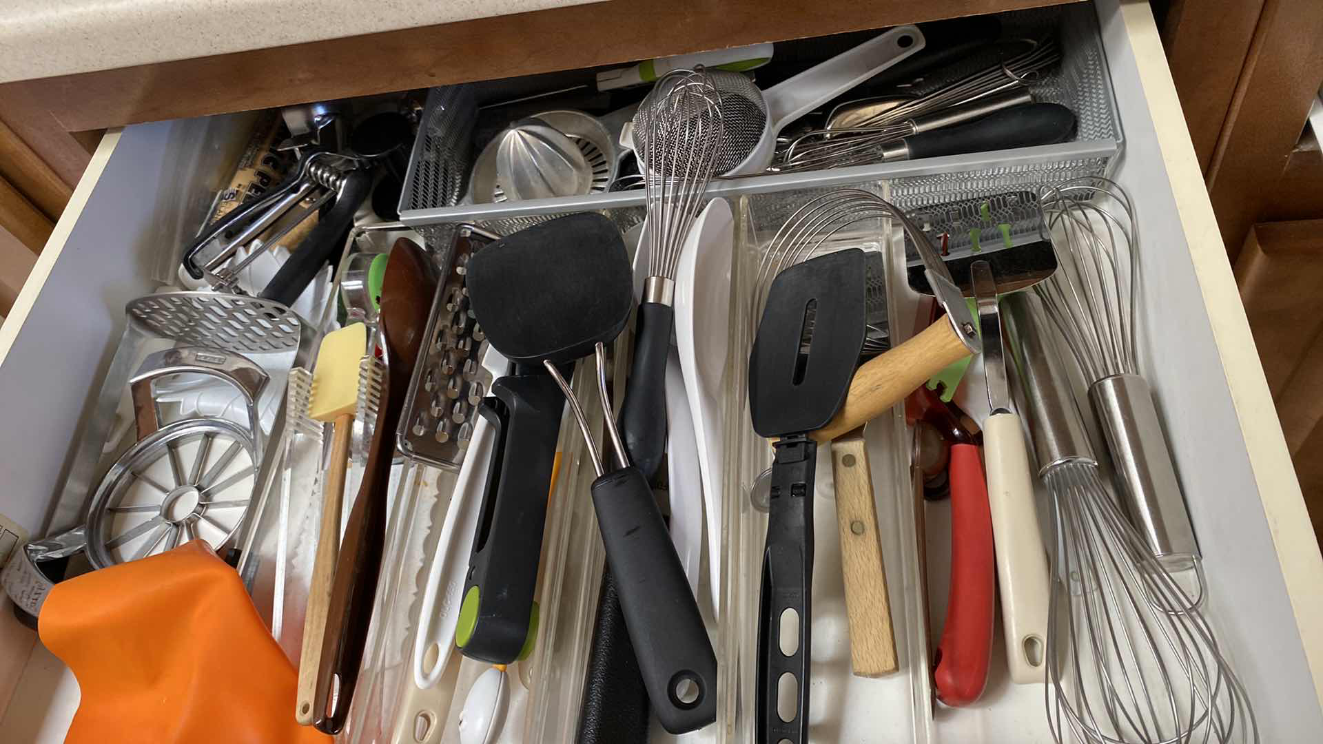 Photo 1 of CONTENTS OF CABINET 1 DRAWER COOKING UTENSILS