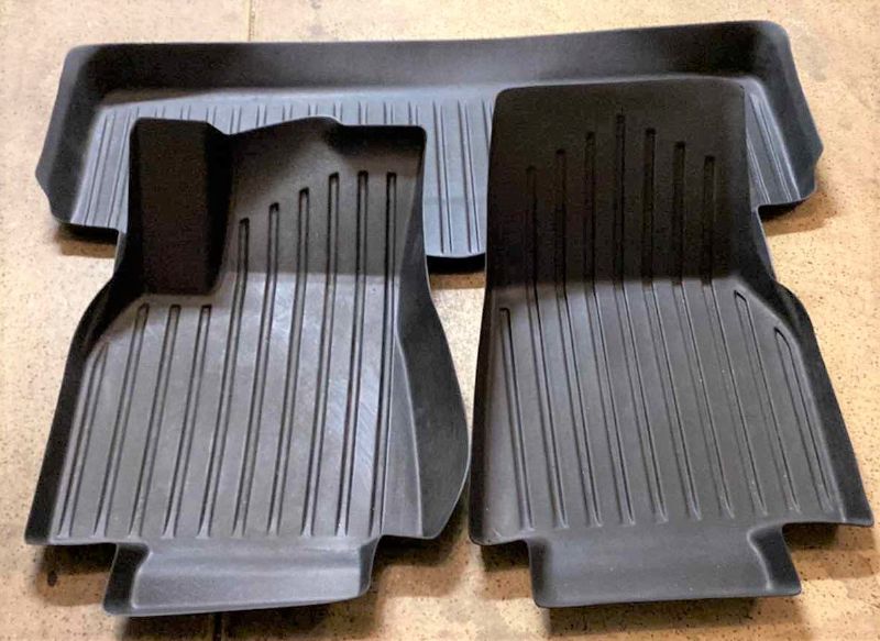 Photo 1 of TESLA MODEL Y FLOOR MATS