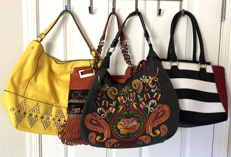 Photo 1 of 4 WOMENS HANDBAGS